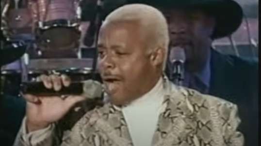 The Bar-Kays - Move Your Boogie Body